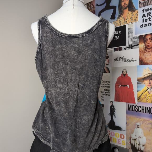 Bohemian Ripped Tank Top - Picture 3 of 5